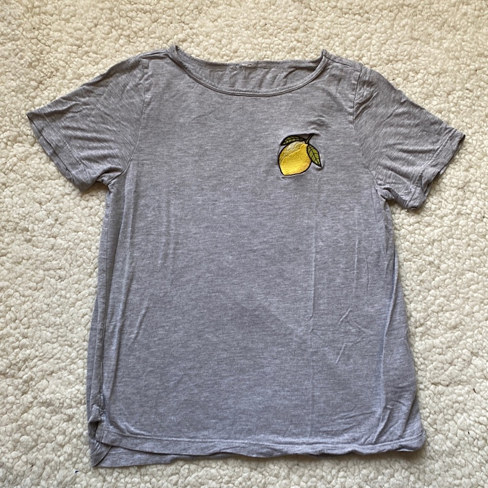 H&M Lemon t-shirt